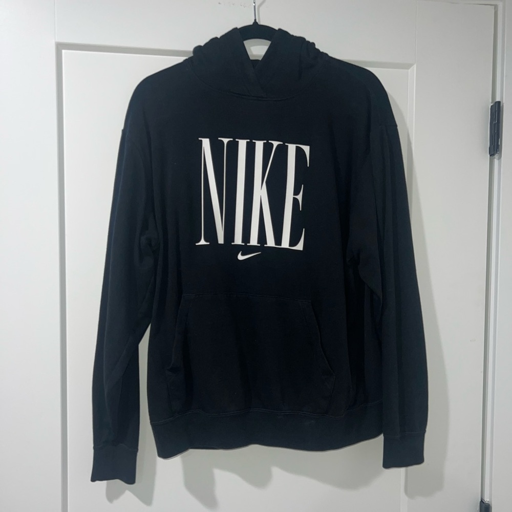 Nike Women’s Hooded Sweathsirt